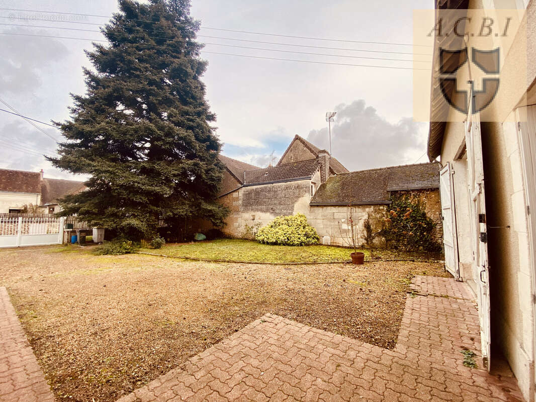 Maison à VILLIERS-SUR-LOIR