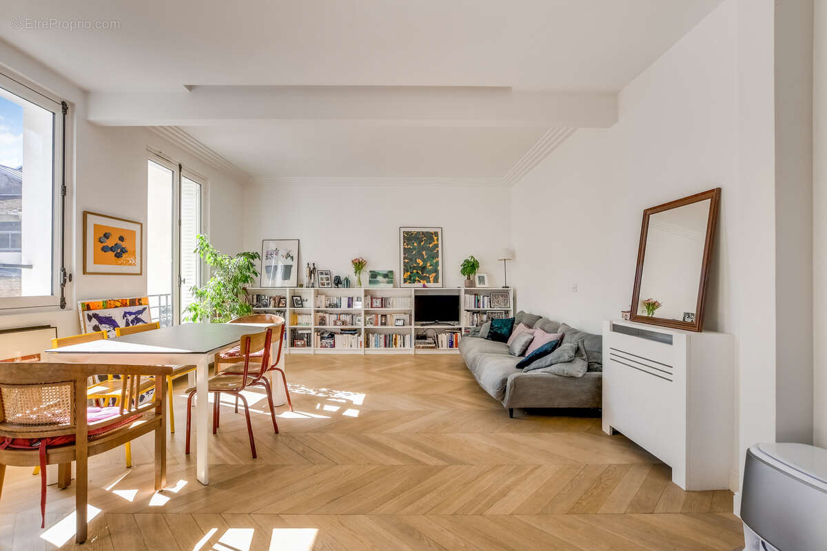 Appartement à PARIS-18E