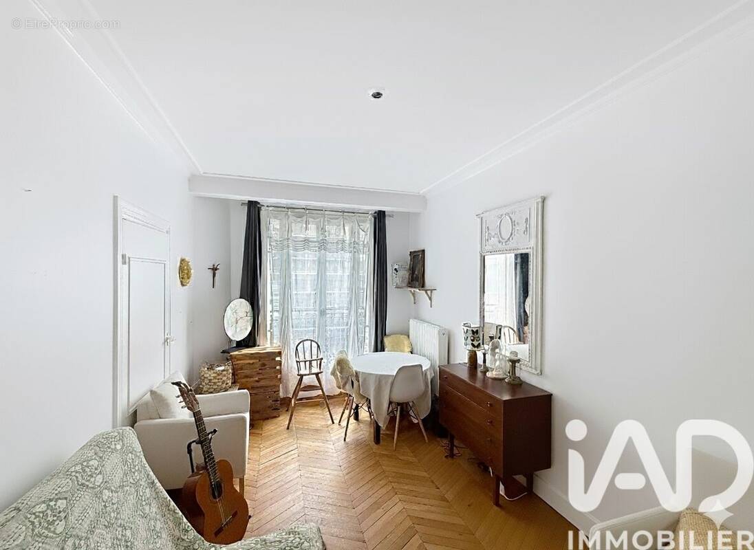 Photo 1 - Appartement à PARIS-15E