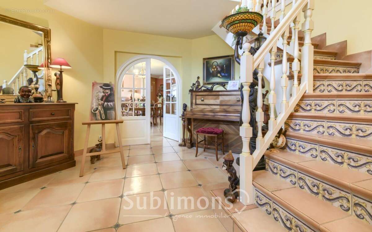 Maison à LOCMINE