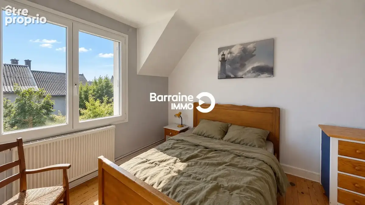 BARRAINE IMMO - A VENDRE - ARGOL : À 200 m de la plage, maison avec jardin, atelier et grand hangar - Réf : CR00290 - photo 15