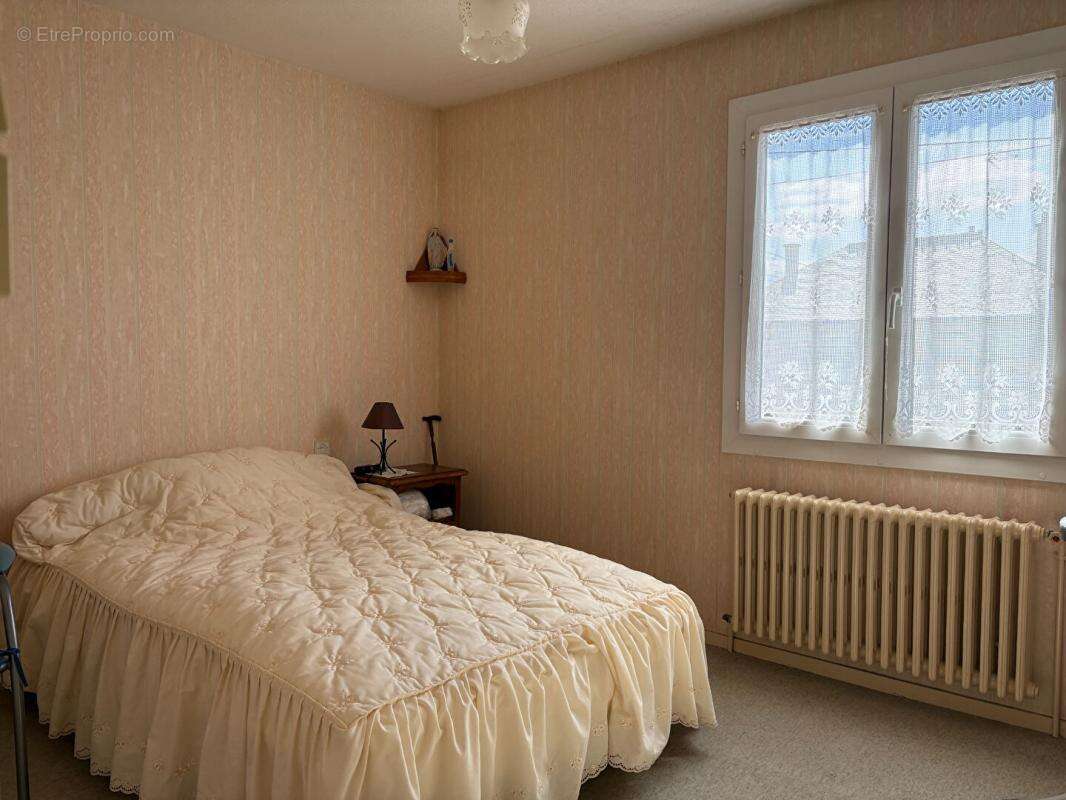 Maison à SABLE-SUR-SARTHE