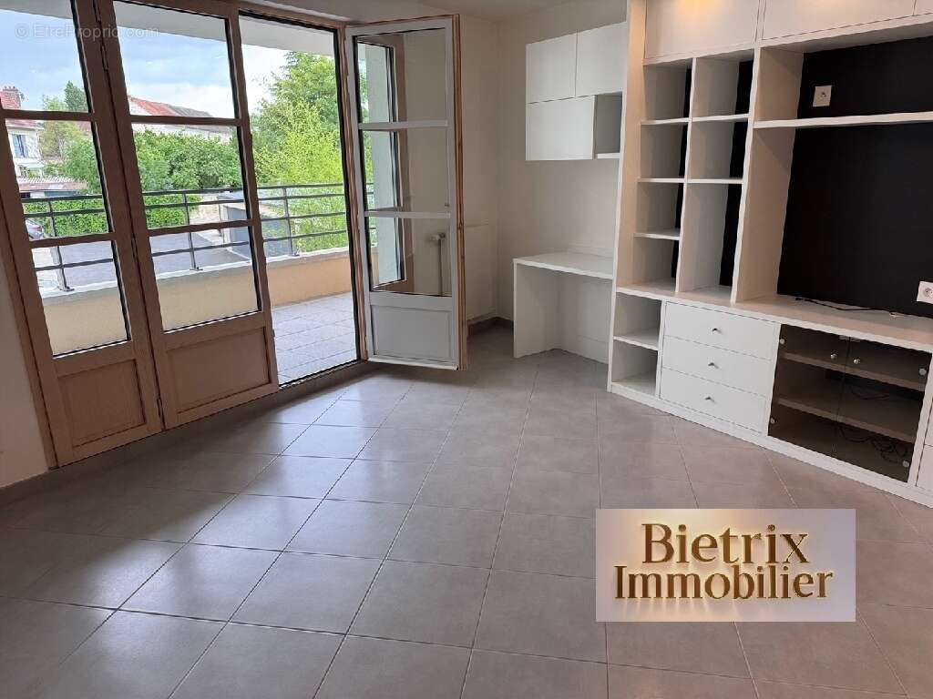 Appartement à L&#039;ISLE-ADAM