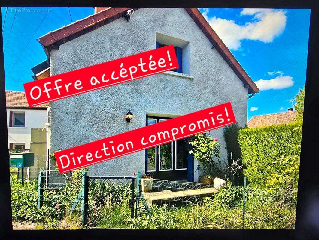 Maison à LE MAYET-DE-MONTAGNE