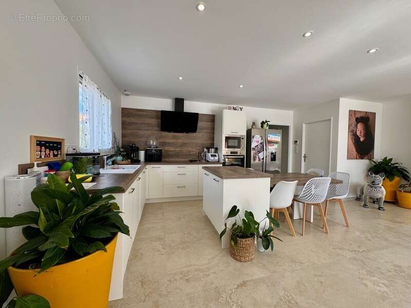 Maison à SAINT-CHRISTOL-LES-ALES