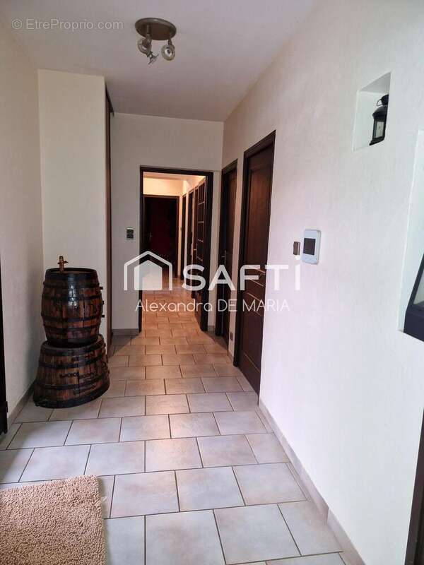Photo 5 - Maison à LA TOUR-DU-CRIEU