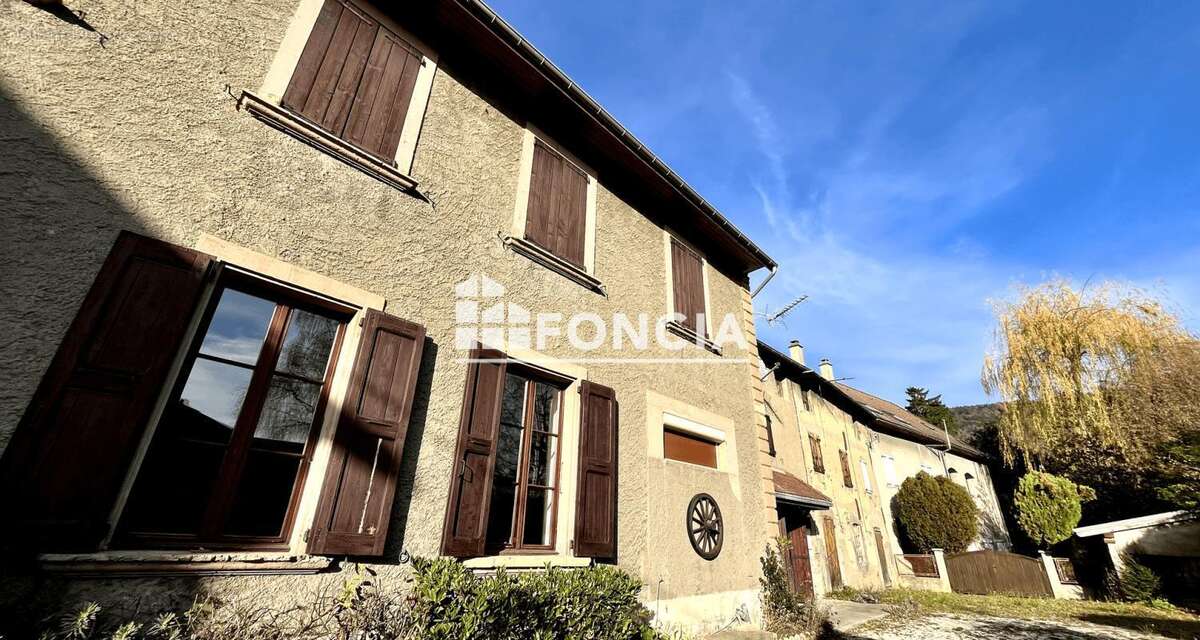 Maison à LA MOTTE-D'AVEILLANS