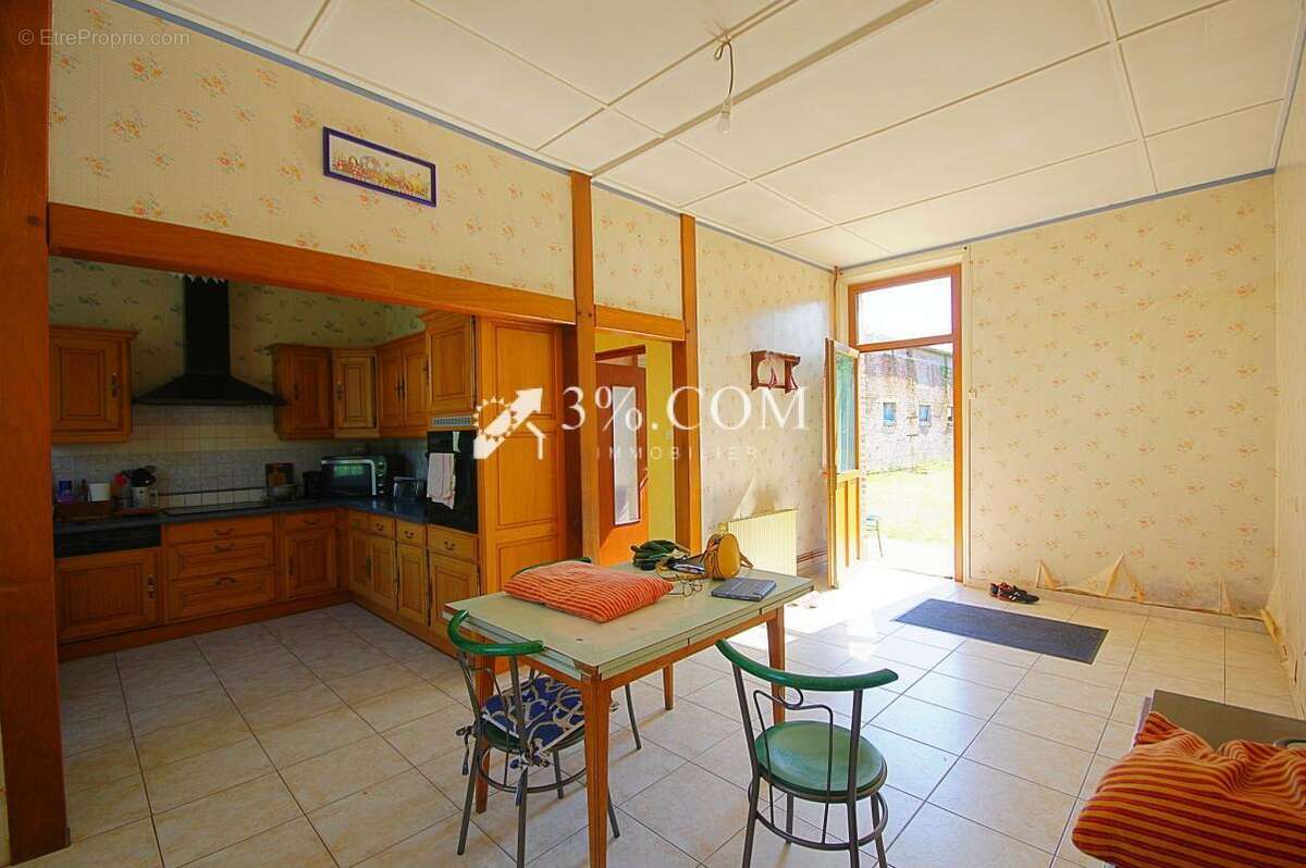 Maison à DOMART-EN-PONTHIEU