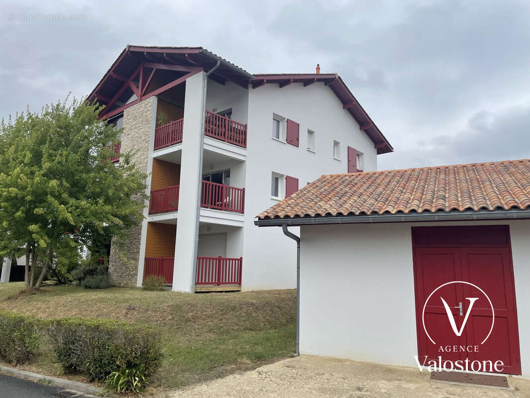 Appartement 61 m² à Villefranque  - photo 3