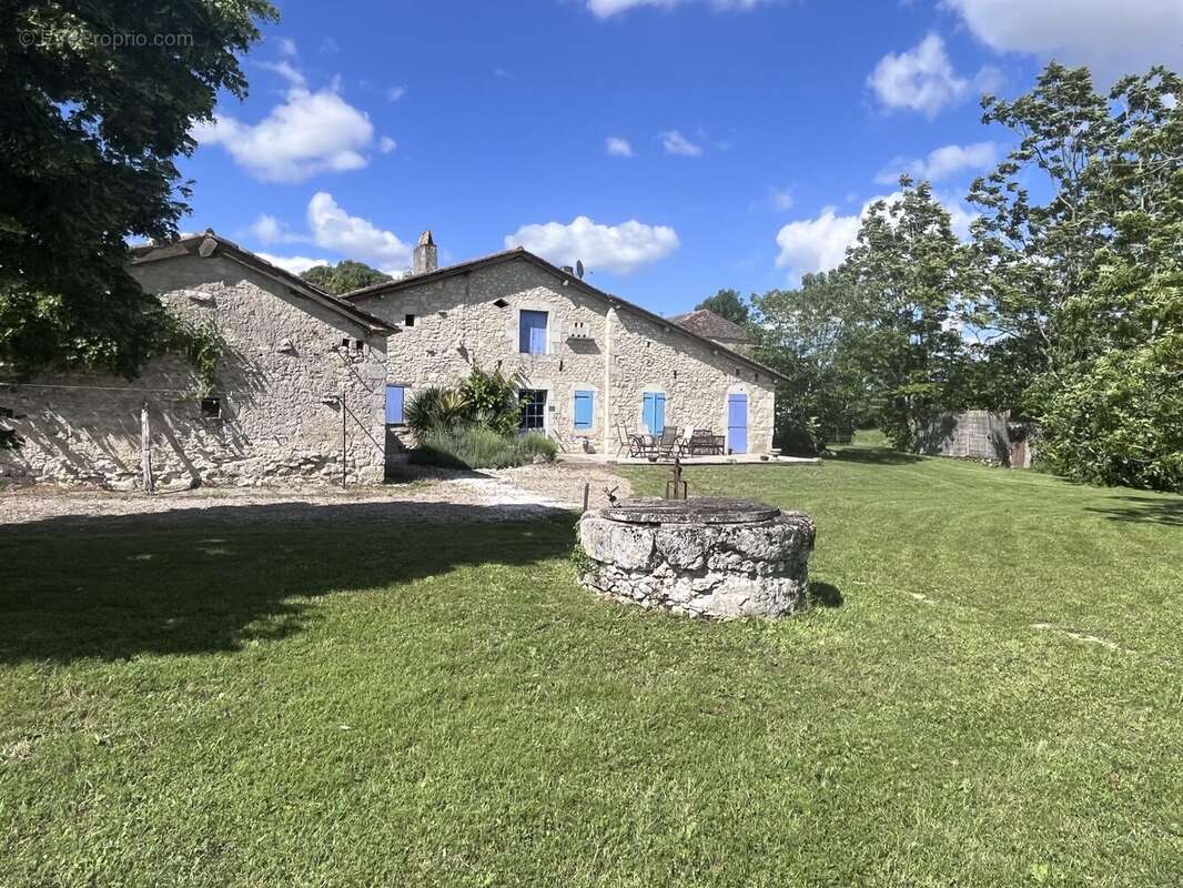 Maison à EYMET