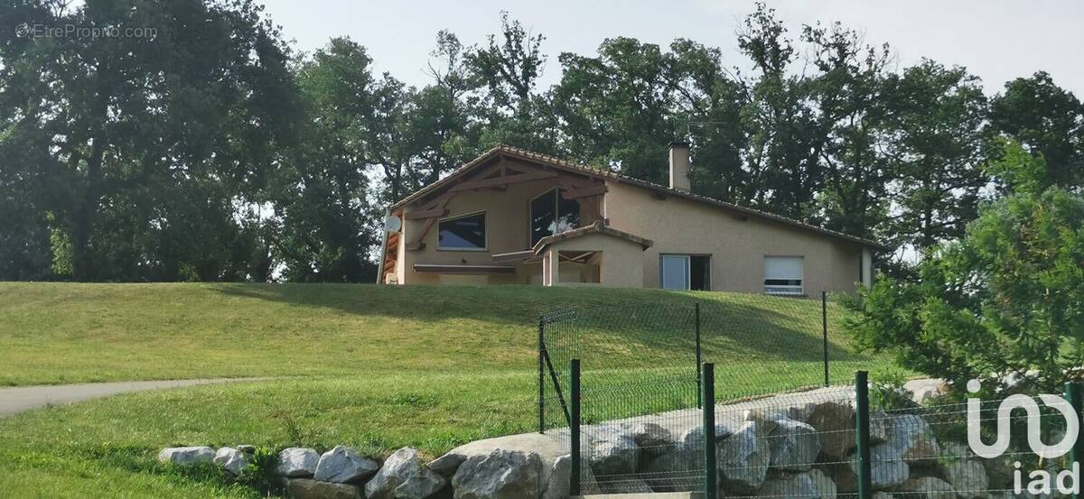 Photo 1 - Maison à LES PUJOLS