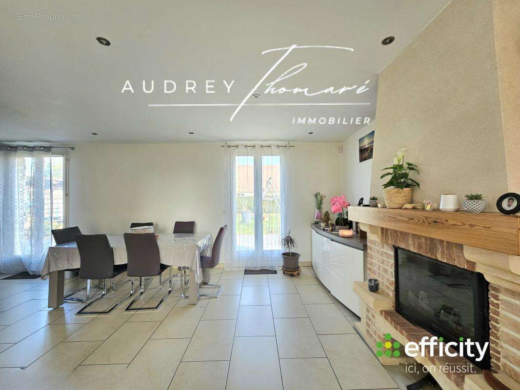 Maison à NANTEUIL-LE-HAUDOUIN