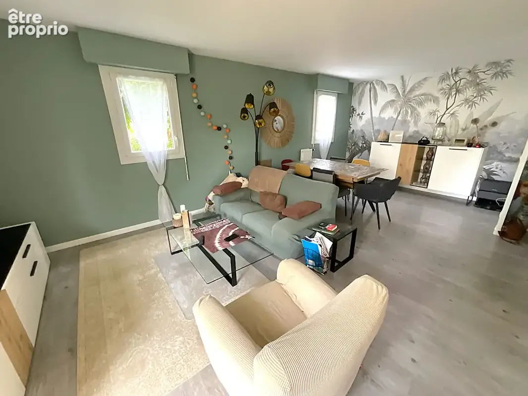 Superbe 5 pièces exposé SUD OUEST + 105 m² de jardin au PLAN DE TROUX ! - photo 3