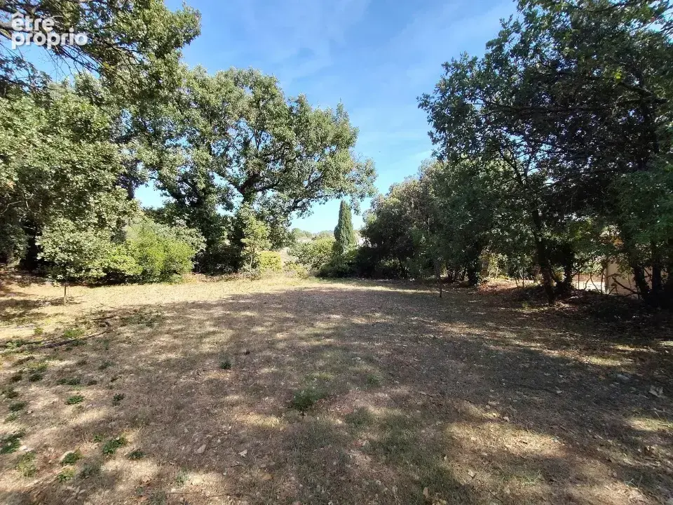 Terrain 910 m² à vendre à Camps-La-Source (83170) - photo 2
