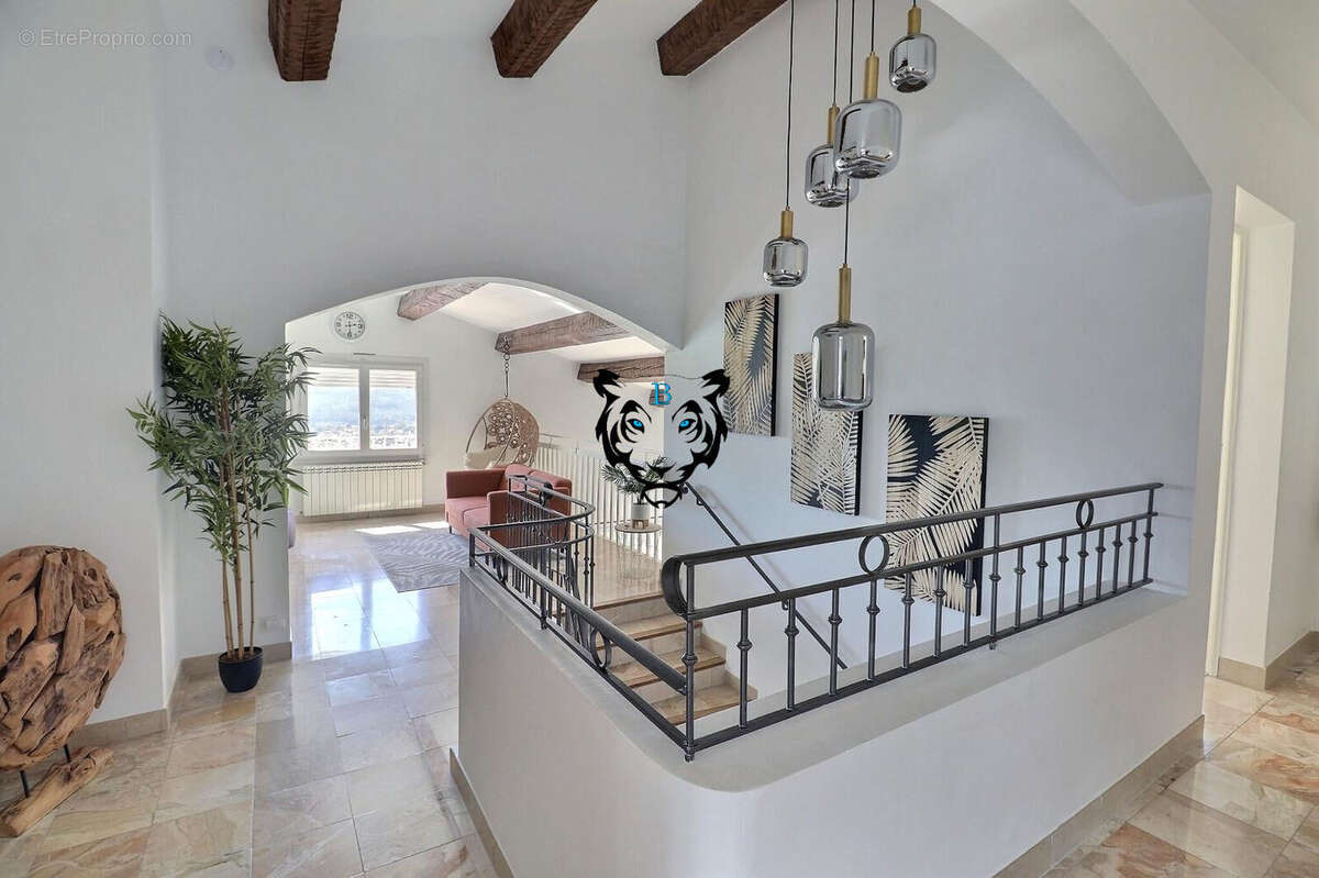 Maison à DRAGUIGNAN