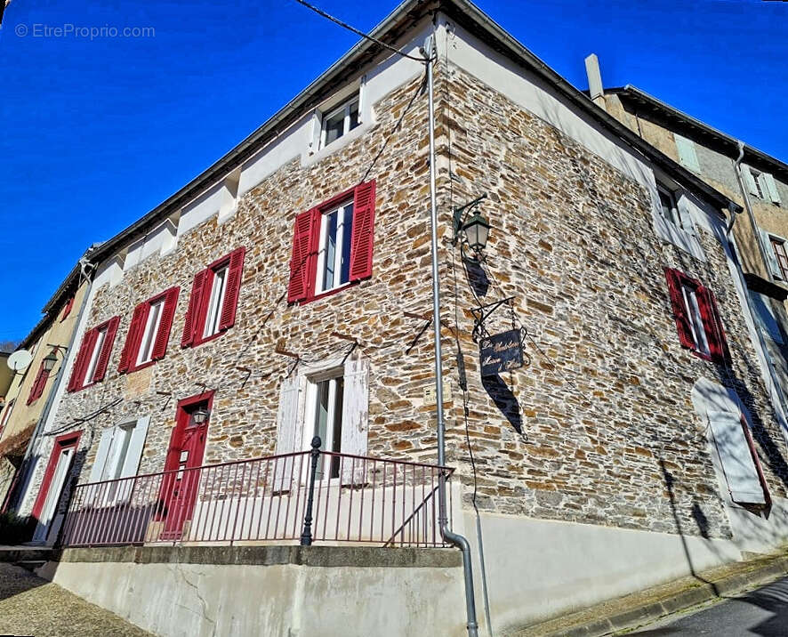 Maison de caractère XVIIIeme Ancienne auberge  240 m²  7 chambres  Fort potentiel touristique - photo 12
