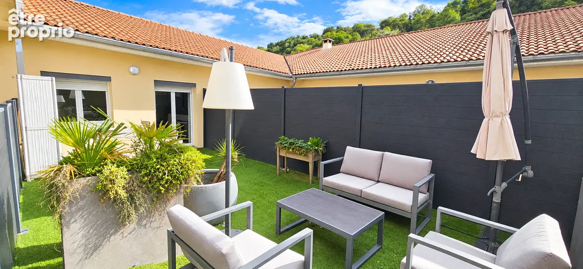 Appartement à BOURGOIN-JALLIEU