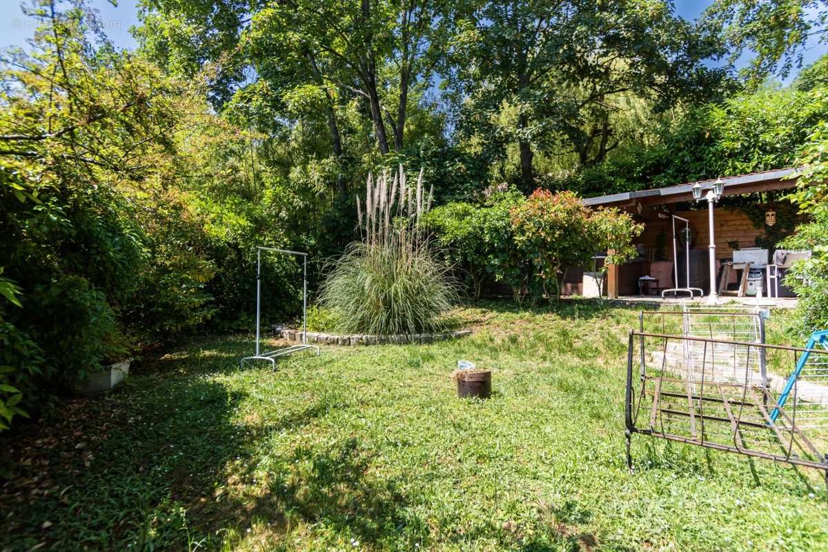 Maison à MONTMORENCY