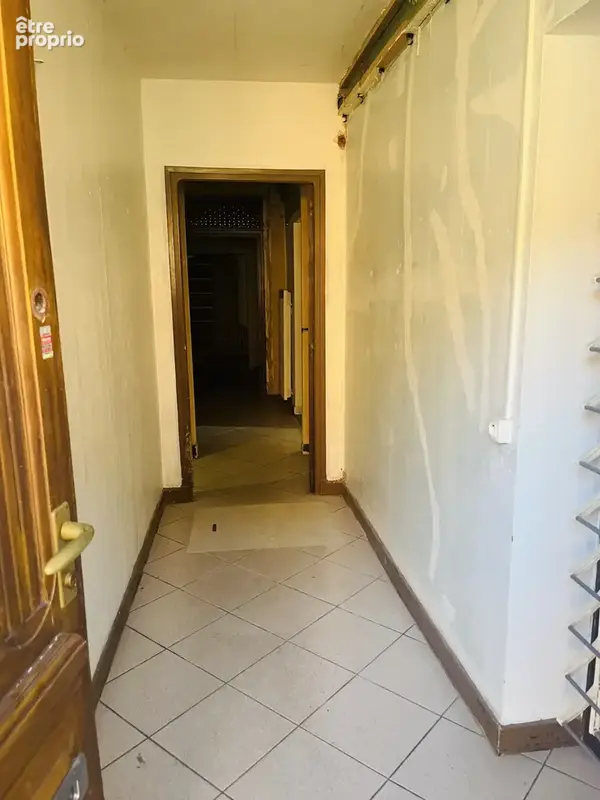 Maison de type 6  centre village avec un exterieur - photo 17