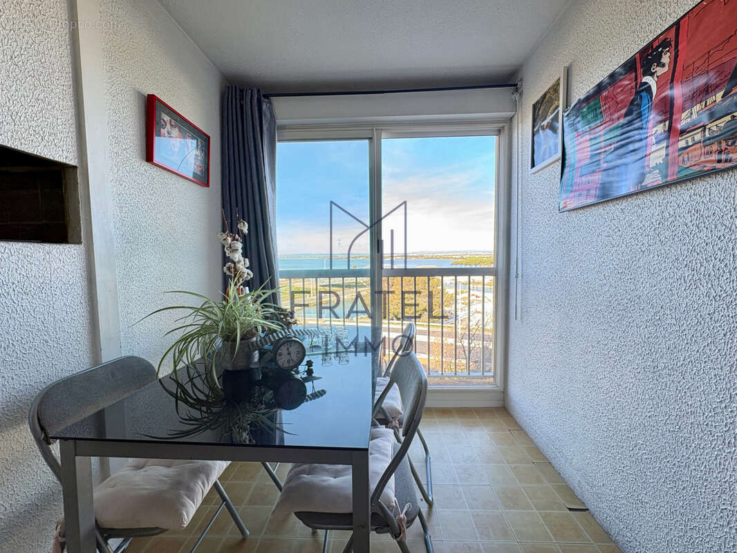 Appartement à MAUGUIO