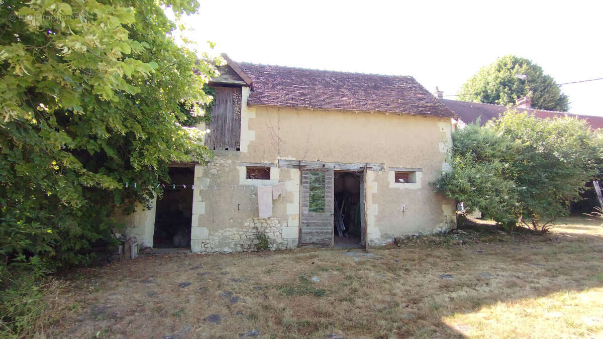 Maison 99 m² à Chaumussay  - photo 5