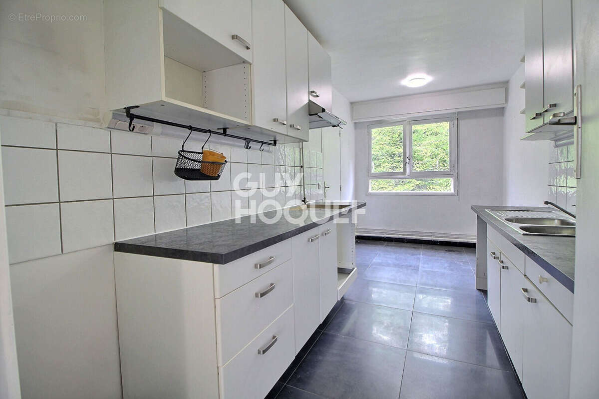 Appartement à VILLE-D'AVRAY