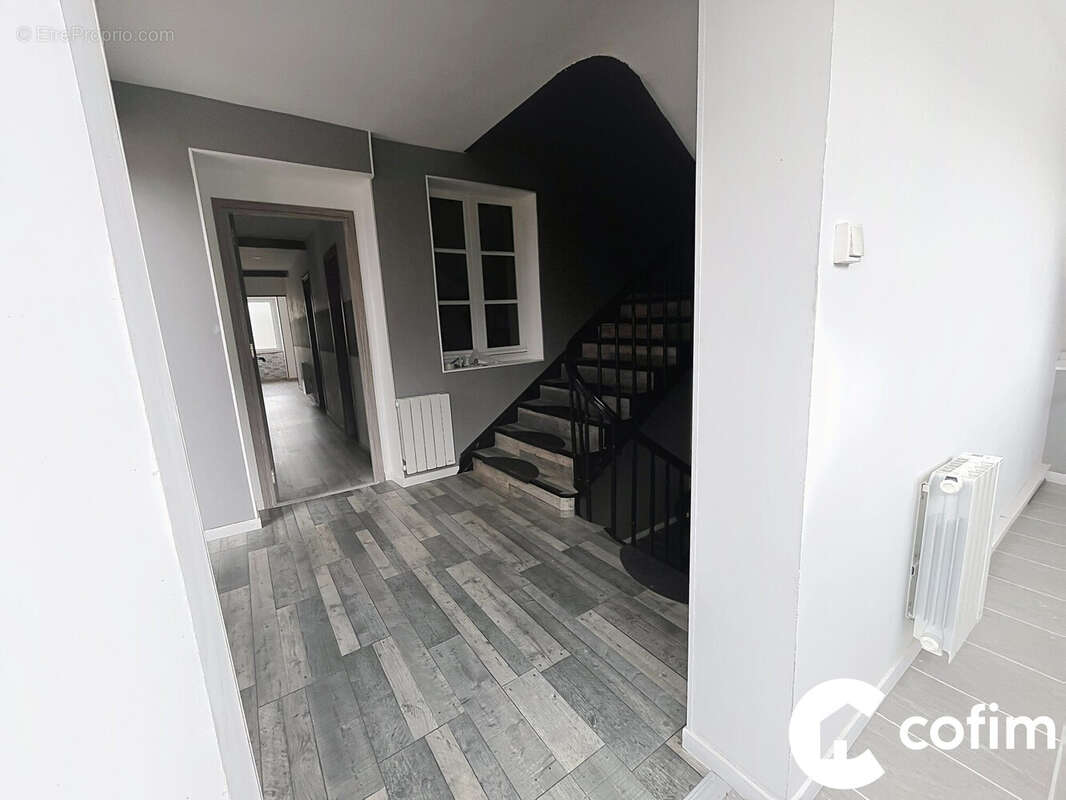 Maison 233 m² à Lourdes  - photo 9