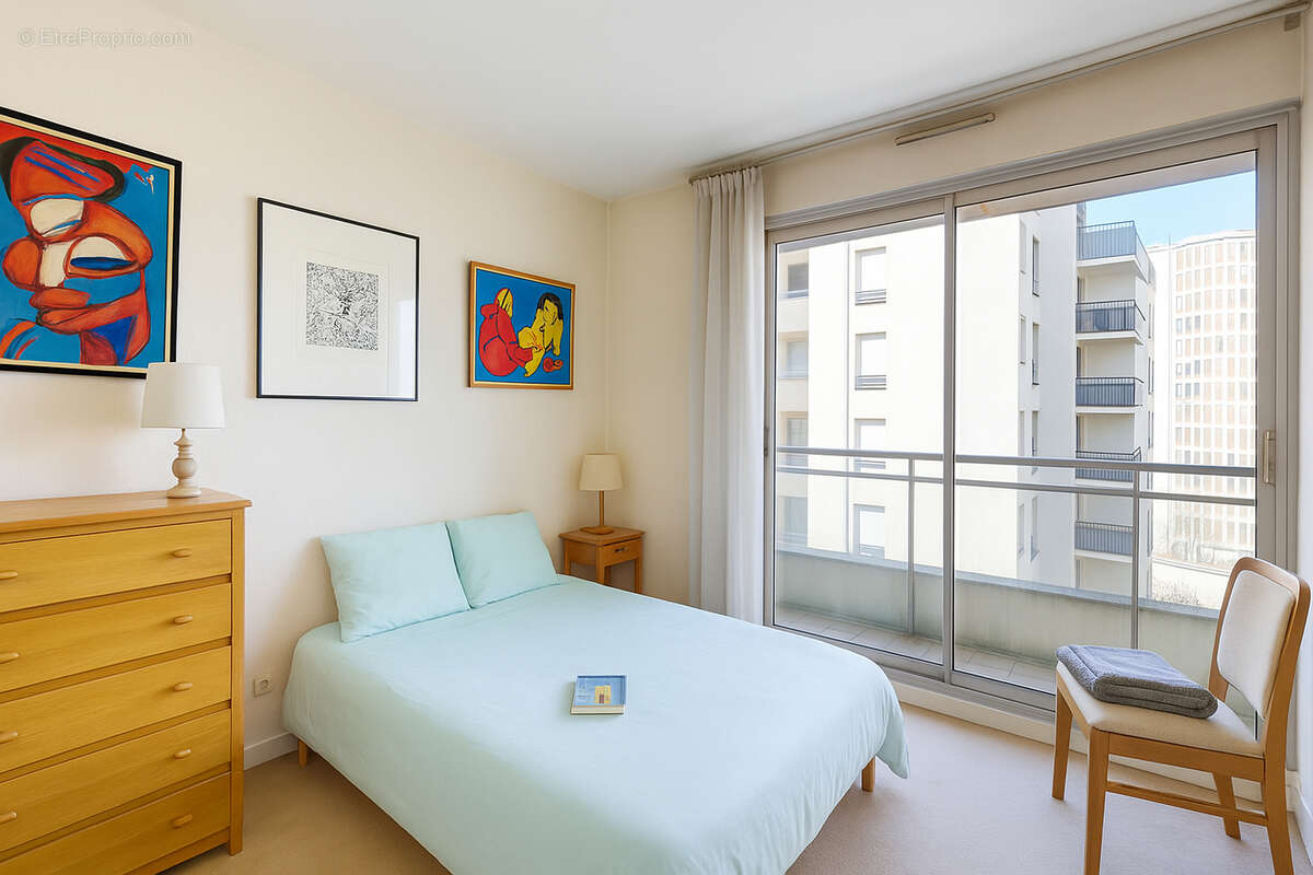 Appartement à PARIS-14E