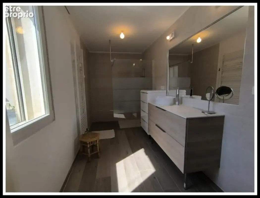 Belle maison  de plain pied entierement renovee avec piscine - photo 7