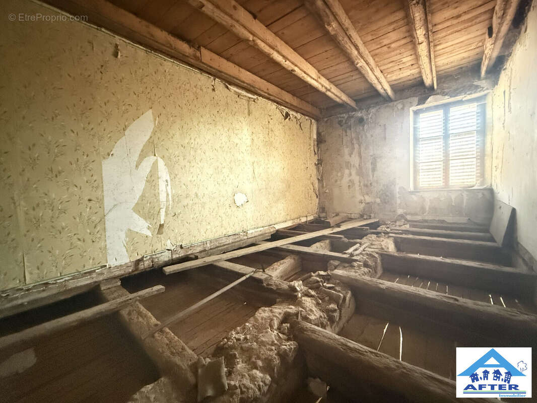 Maison à XERMAMENIL