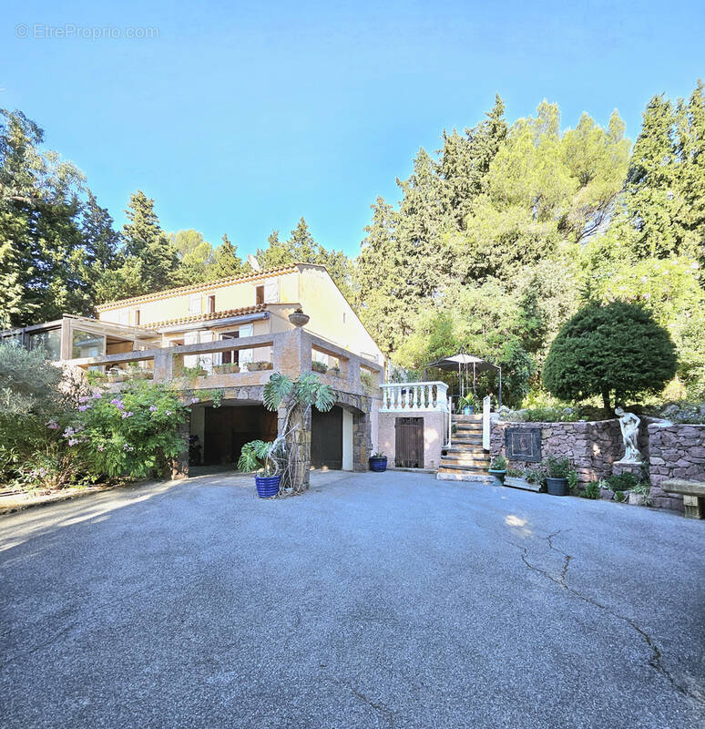 Maison à LA SEYNE-SUR-MER