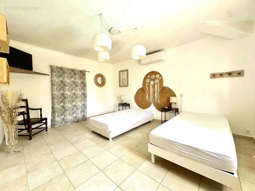 Maison à VAISON-LA-ROMAINE