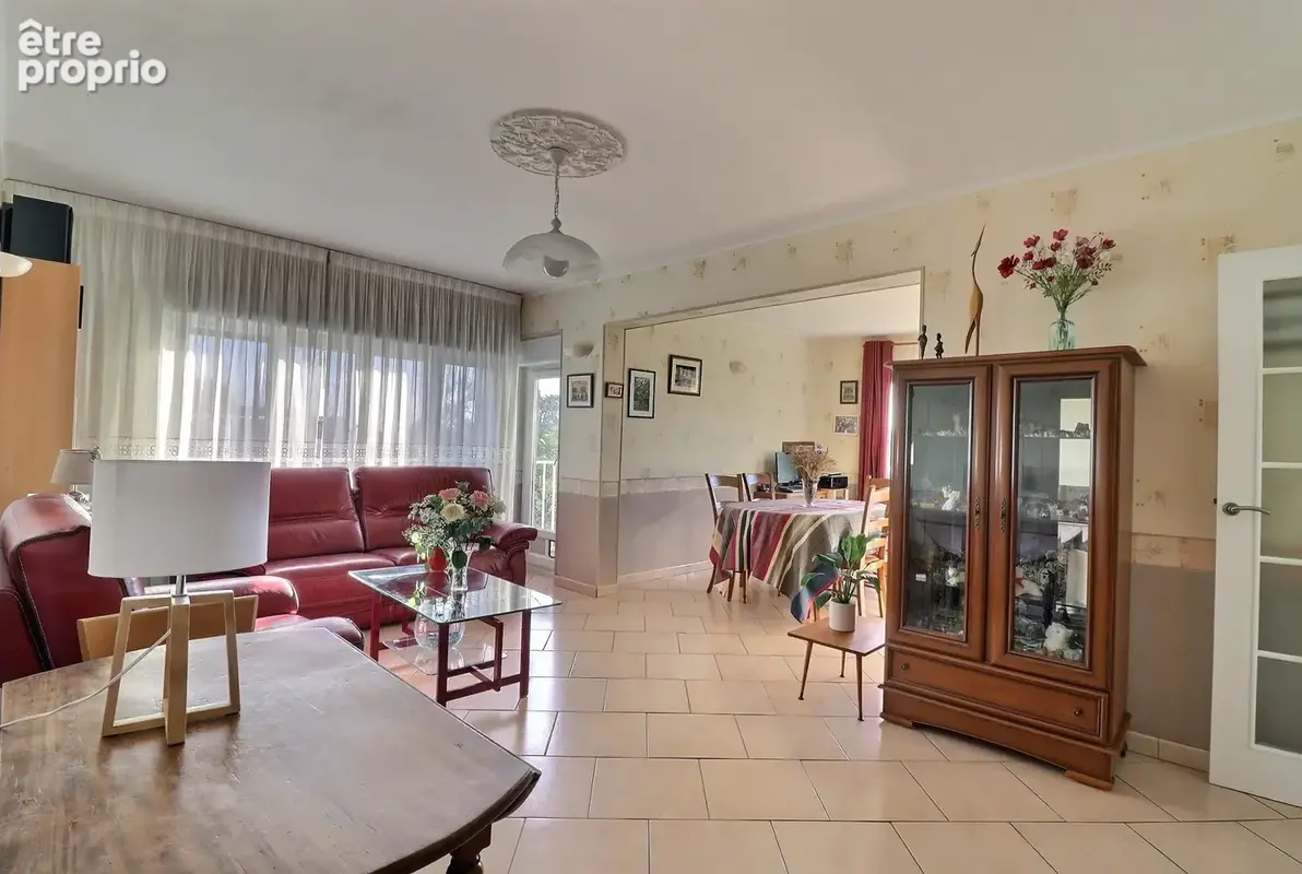 Appartement T5 de 87m2 Voisin Parc de Bourran - photo 2