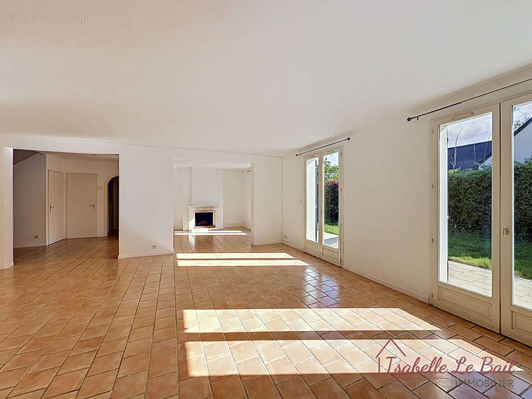 Maison 230 m² 6 chambres golf de cice - photo 3
