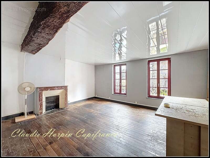 Maison à PARTHENAY