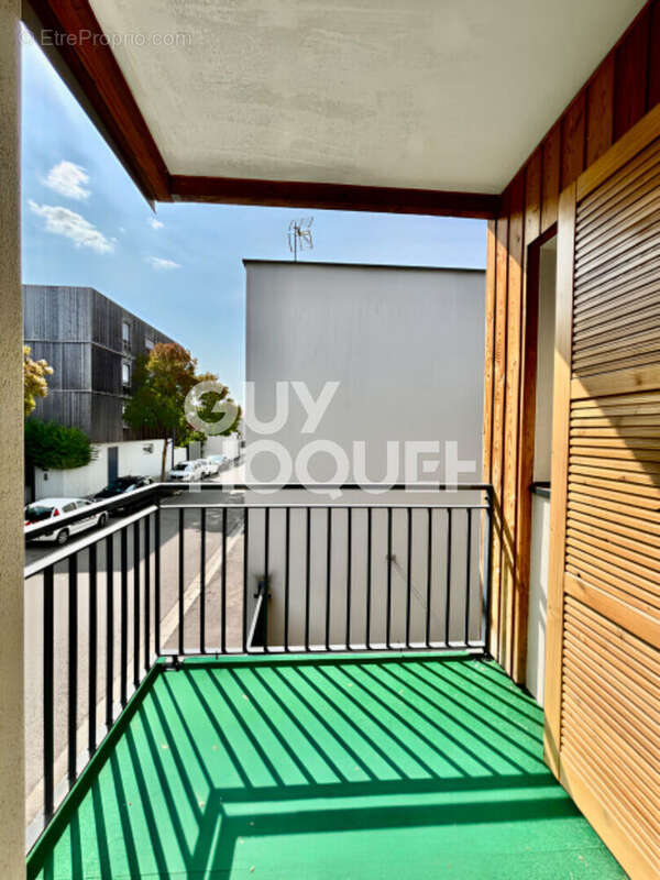 Maison à VAULX-EN-VELIN