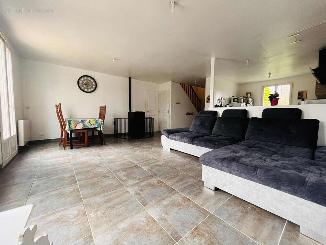 Maison à VILLERS-COTTERETS