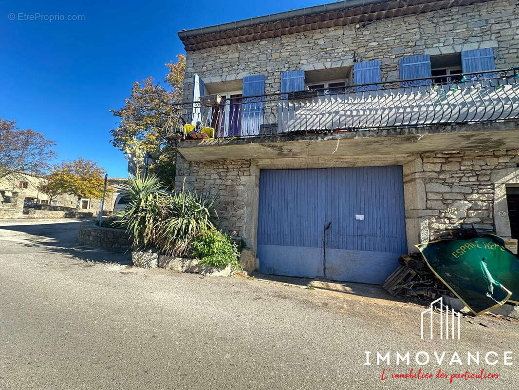 Maison à SAINT-MATHIEU-DE-TREVIERS