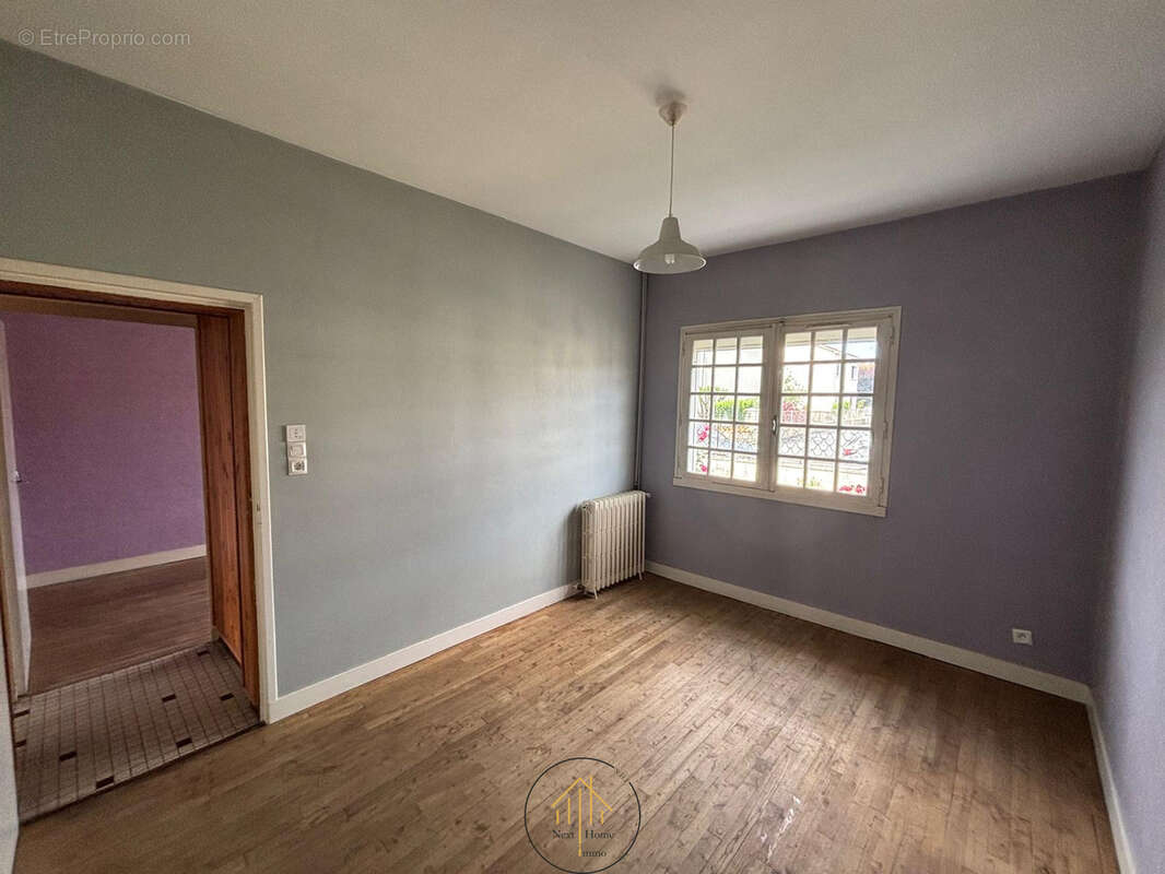 Maison de plain-pied - 140 m2 - 6 chambres - terrain clos - photo 11