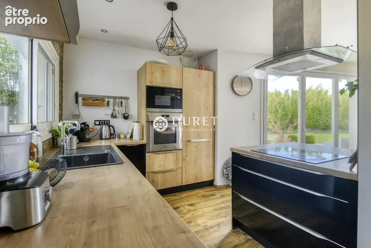 Maison 8 pièces 180 m² à vendre à Maisdon-Sur-Sevre (44690) - photo 3