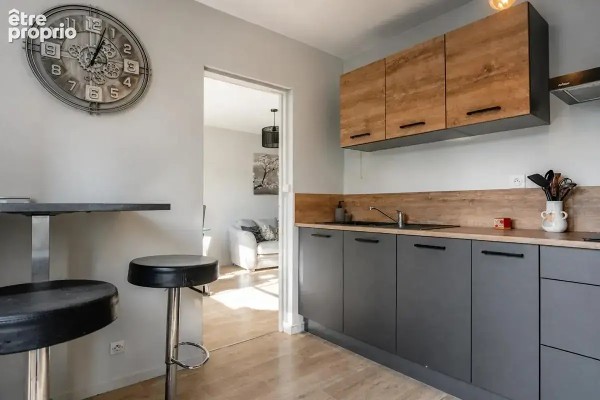 Appartement de 4 pièces de 77 m² à Voiron - photo 4