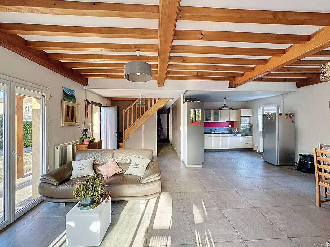 Maison à CHAMAGNIEU