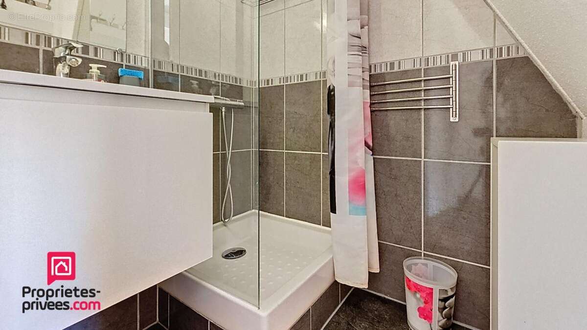 Maison à LES MATHES