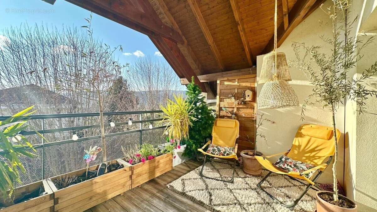 Appartement à ARGONAY
