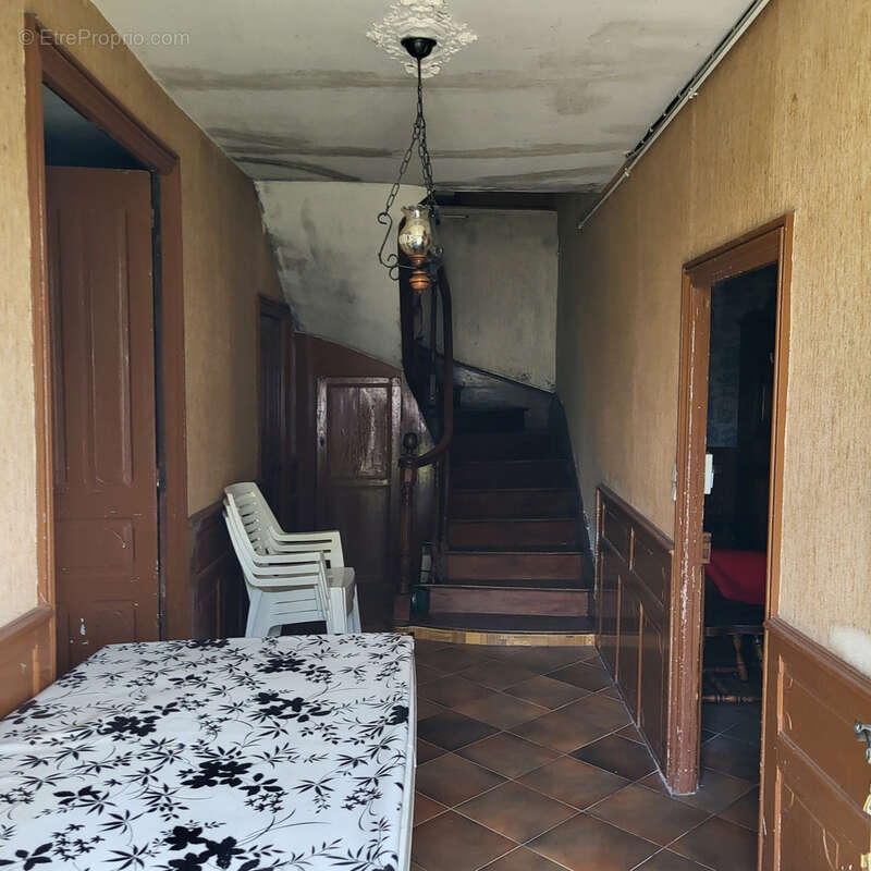 Maison à RIOM-ES-MONTAGNES