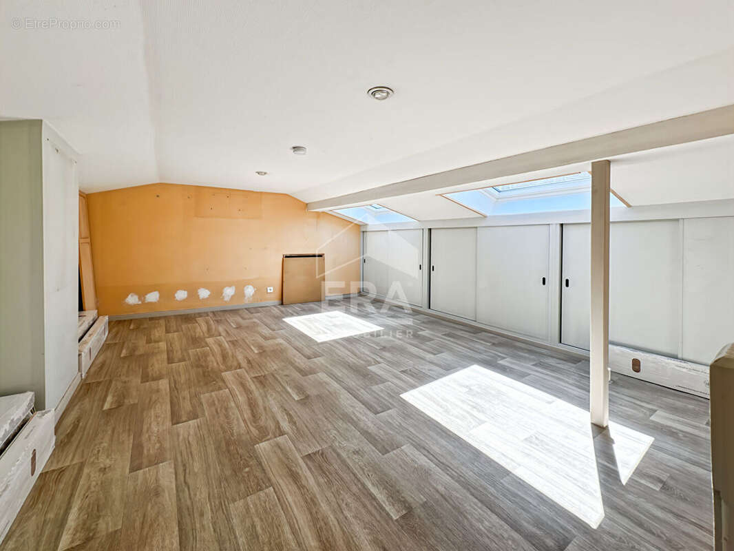 Appartement T5 Spacieux 142m² Reims Aristide Briand / Jean Jaurès - photo 14