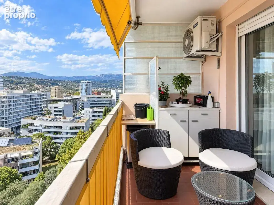 Appartement À Vendre - photo 2