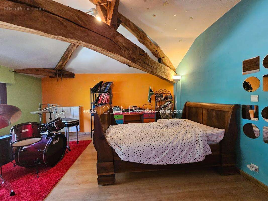 Maison à LAROQUE-TIMBAUT