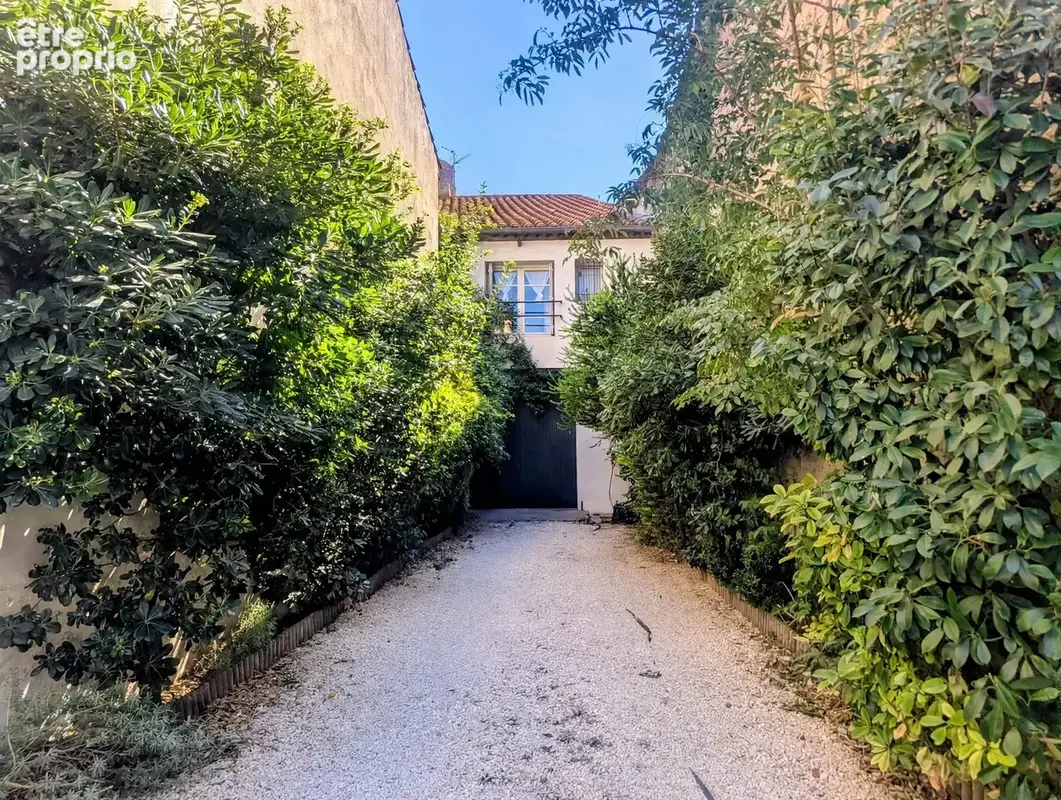 Maison de caractère avec dépendance, patio et grand garage   Lézignan-Corbières - photo 12