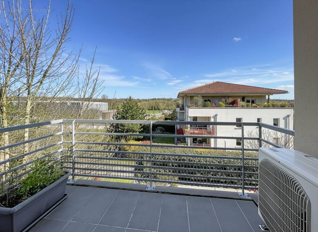 Appartement à QUINT-FONSEGRIVES